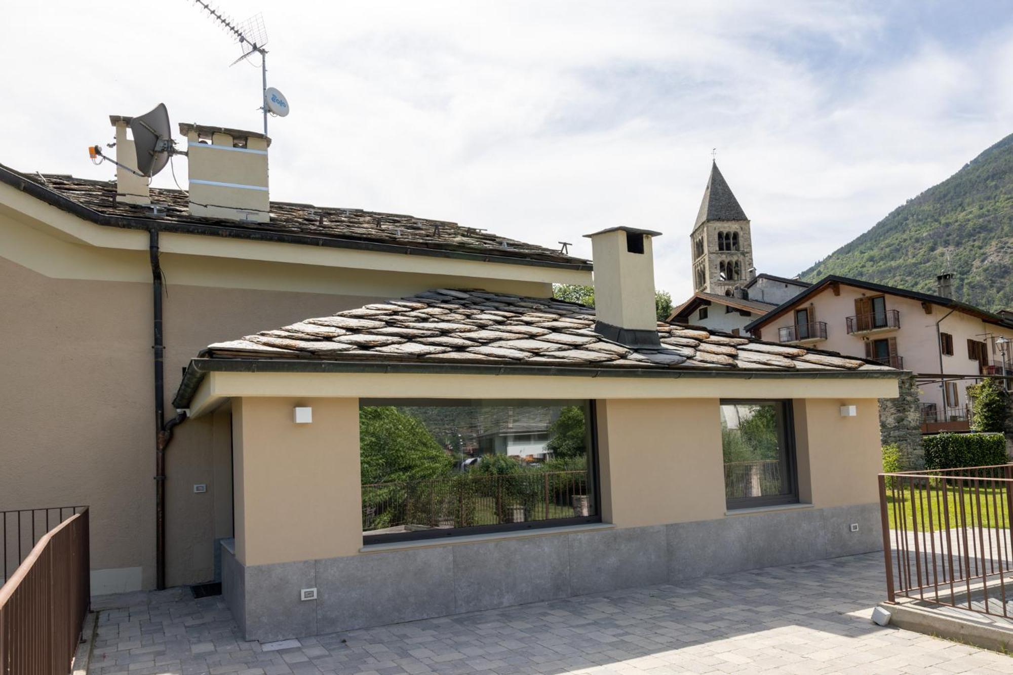 Manor House Lägenhet Aosta Exteriör bild